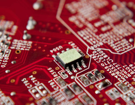 Banner 01 Red Circuit